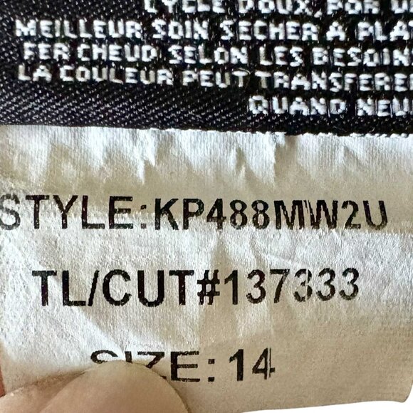 Kut from the Kloth Diana Mid Rise Relaxed Fit Skinny Jeans - Black - 14 - Picture 11 of 11